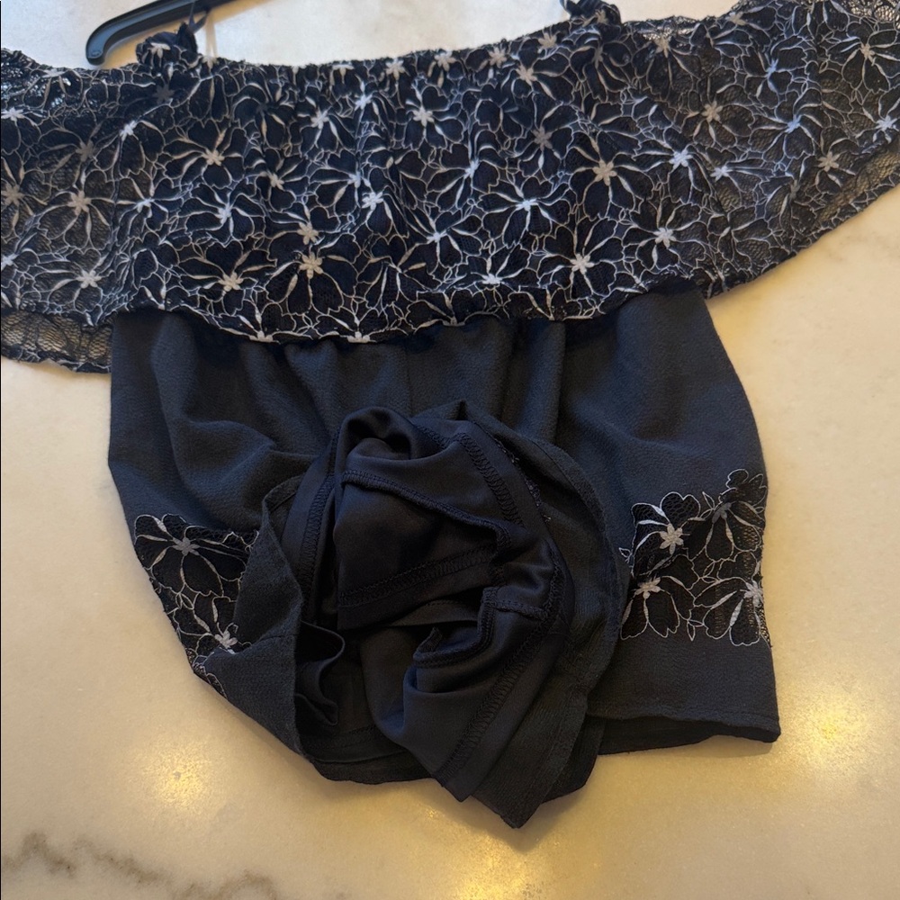 NWOT A. CALIN midnight navy Floral Lace Off-Shoulder Romper - Picture 6 of 6